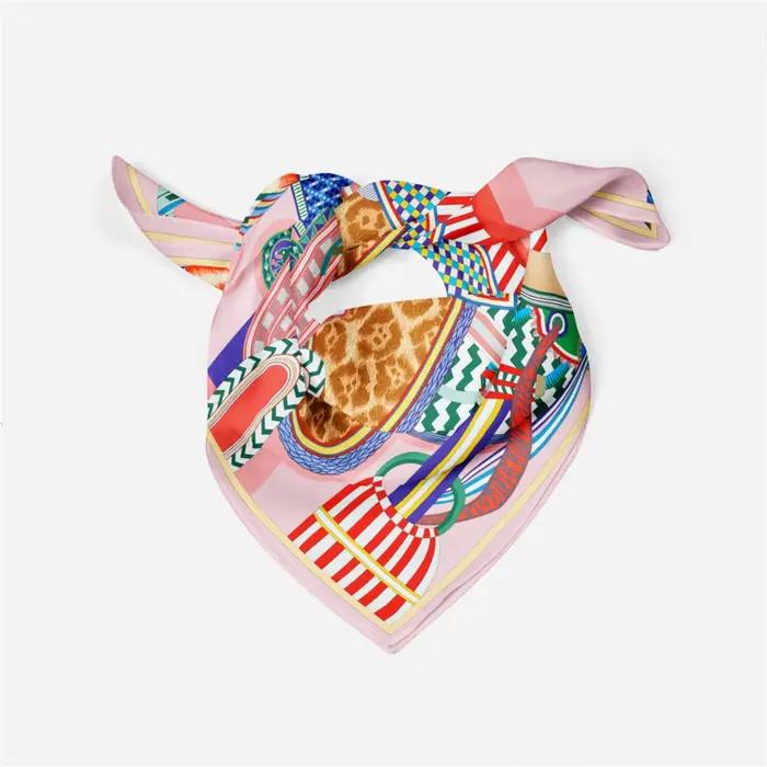 53cm Design magnifique selle marque carré écharpe femme nouvelle Foulard en soie femmes Bandana luxe