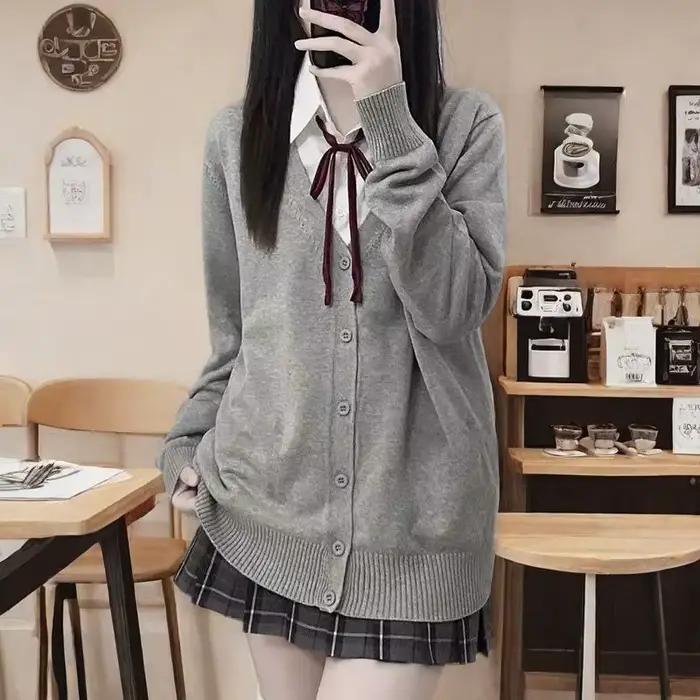 Pull tricoté à col en v de couleur unie de mode japonaise, haut cardigan uniforme newJK original, pu