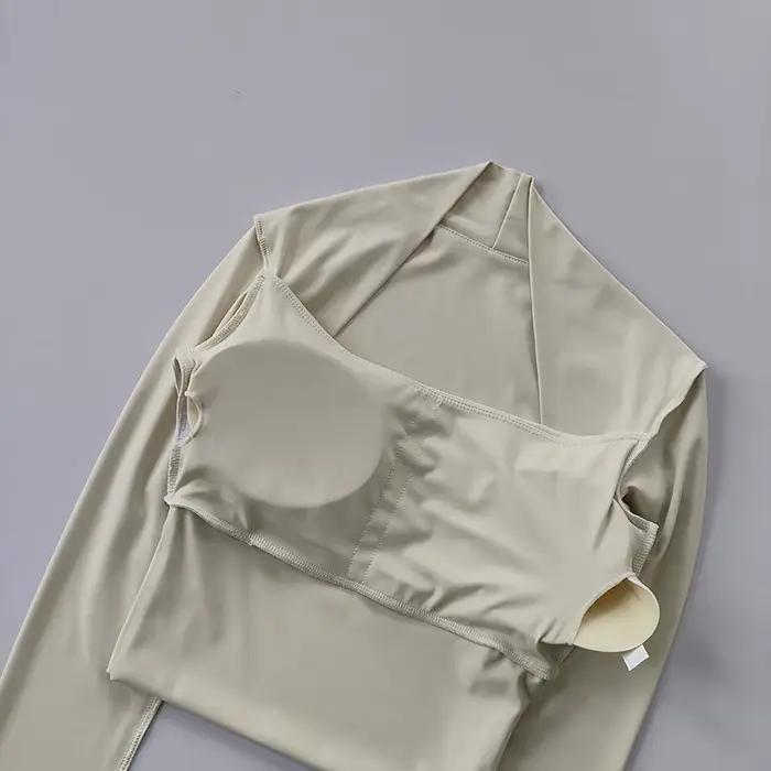 Haut de sport avec coussin de poitrine pour femmes, chemises à manches longues, court et élégant, vê