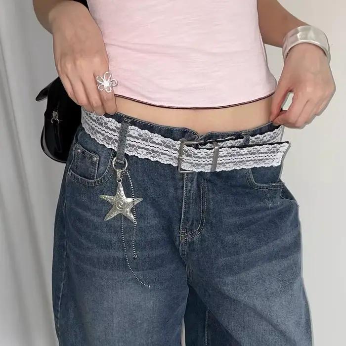Belle ceinture de taille en dentelle florale blanche ; Accent de mode réglable assorti pour les femm
