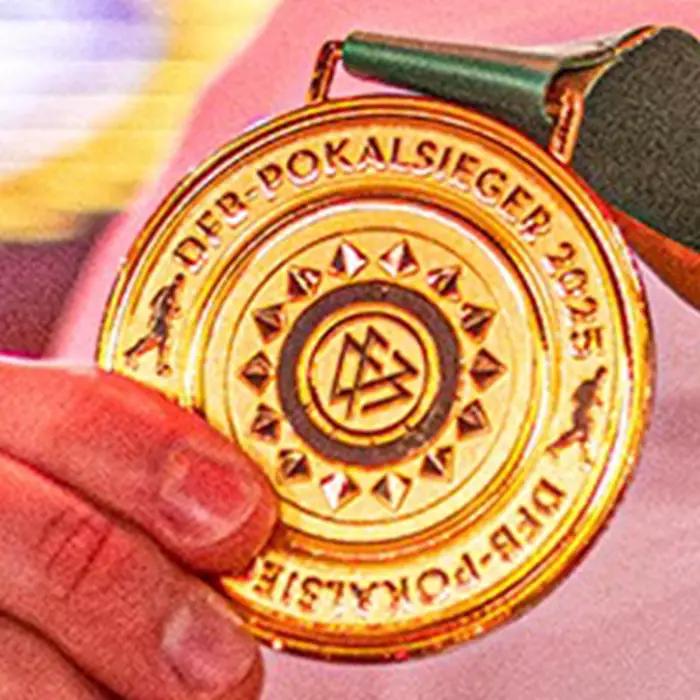 NOUVEAU 202-2025 DFB-Pokal Médailles de champions finales La médaille des champions RB LEIPZIG Médailles en métal Souvenirs pour fans
