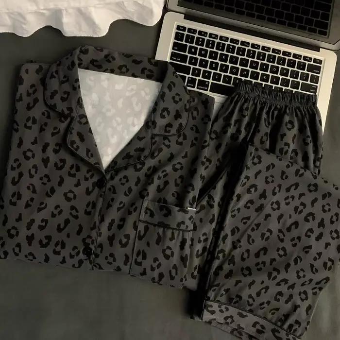 Ensemble de pyjama de luxe français à imprimé léopard pour femme, vêtements de nuit doux à manches longues, tenue décontractée vintage, nouvelle collection printemps