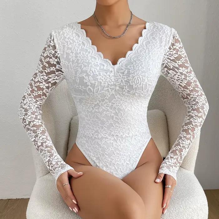 Body Sexy en dentelle blanche pour femmes, couleur unie, manches longues, Corset transparent, haut à volants, col en V, combinaison cintrée, automne