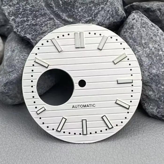 Cadran NH38 de haute qualité de 30.5mm, pour montre de style Nautilus, cadran vert lumineux, adapté aux accessoires de mouvement NH38