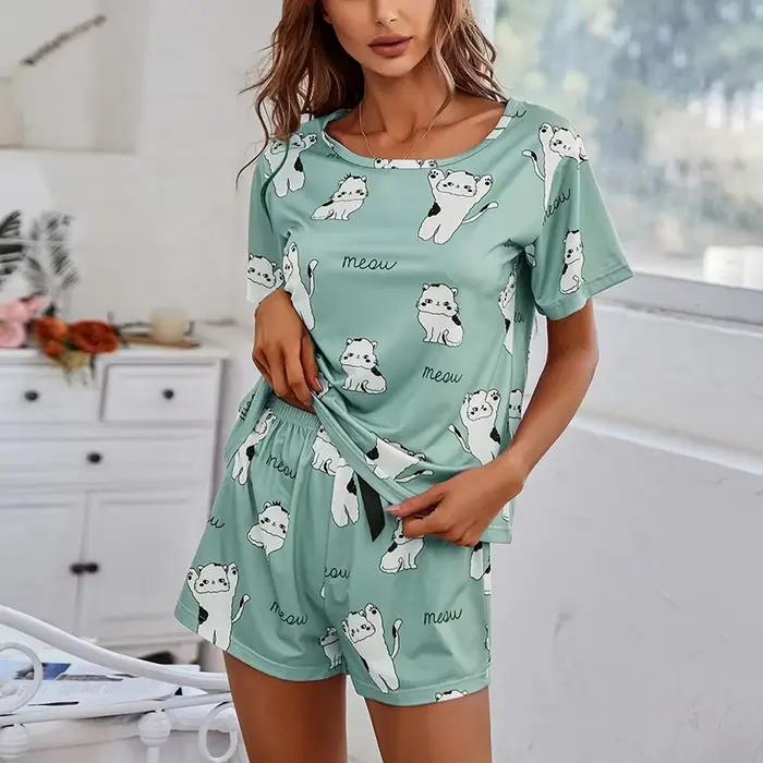 Ensemble pyjama imprimé chat dessin animé pour femme, haut à manches courtes et short, vêtements de nuit doux et confortables, ensembles de pyjama pour la maison, mignon, été