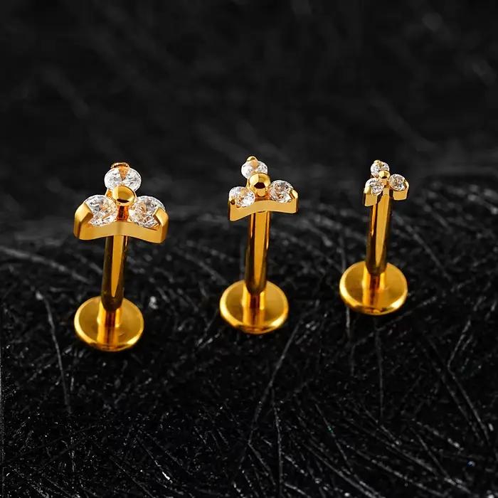 Right Grand Piercing labret en titane ASTM F136, minuscule trinité en zircone cubique, 16 g, 2,5/3,5/4,5 mm, triple fleur en zircone cubique, pour cartilage, hélix, tragus, nez, lèvre, méduse, lobe d'