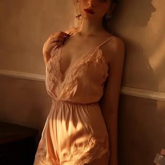 Pyjamas sexy pour femmes, combinaisons une pièce en soie glacée avec dentelle et bretelles, sous-vêtements en satin doux brodés, combinaison une pièce pour adultes