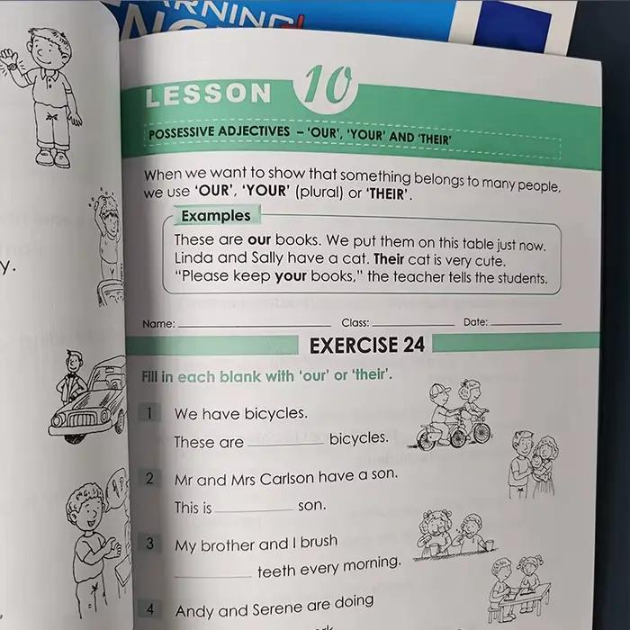 Livre Vocabulaire de Singapour pour Apprendre l'Anglais, Cahier d'ApprentiCumbria de l'Anglais, pour les Dossiers des Élèves de 1 à 6 Ans, pour Réduire le Cahier d'Entraînement, pour l'École Primaire 