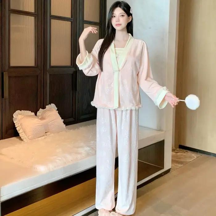 Pyjama 3 pièces en Jacquard Rose pour femmes, manches longues, pantalon Long, ensemble de vêtements de maison, Style princesse, vêtements de détente en velours, nouvelle collection