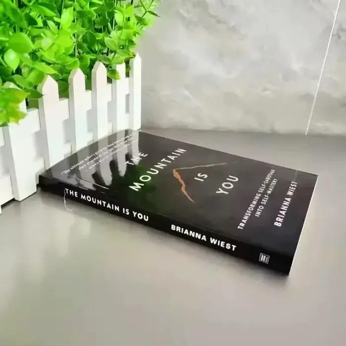 Nouveauté 2025 : La Montagne Est Vous : Transformer la self-sabotage en maîtrise de soi – Livres en anglais – Cadeaux d'anniversaire