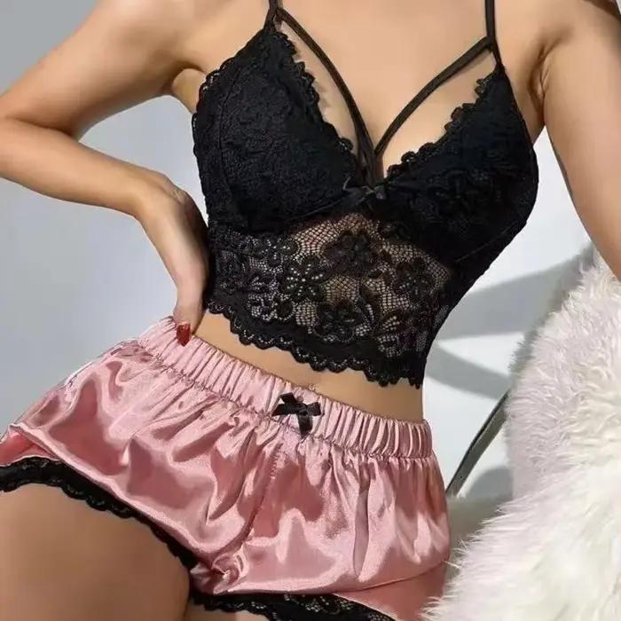 Ensemble de Nuisette Courte en Dentelle Confortable et Respirant avec Col en V et Short pour Femme – Idéal Printemps, Été, Automne, Hiver