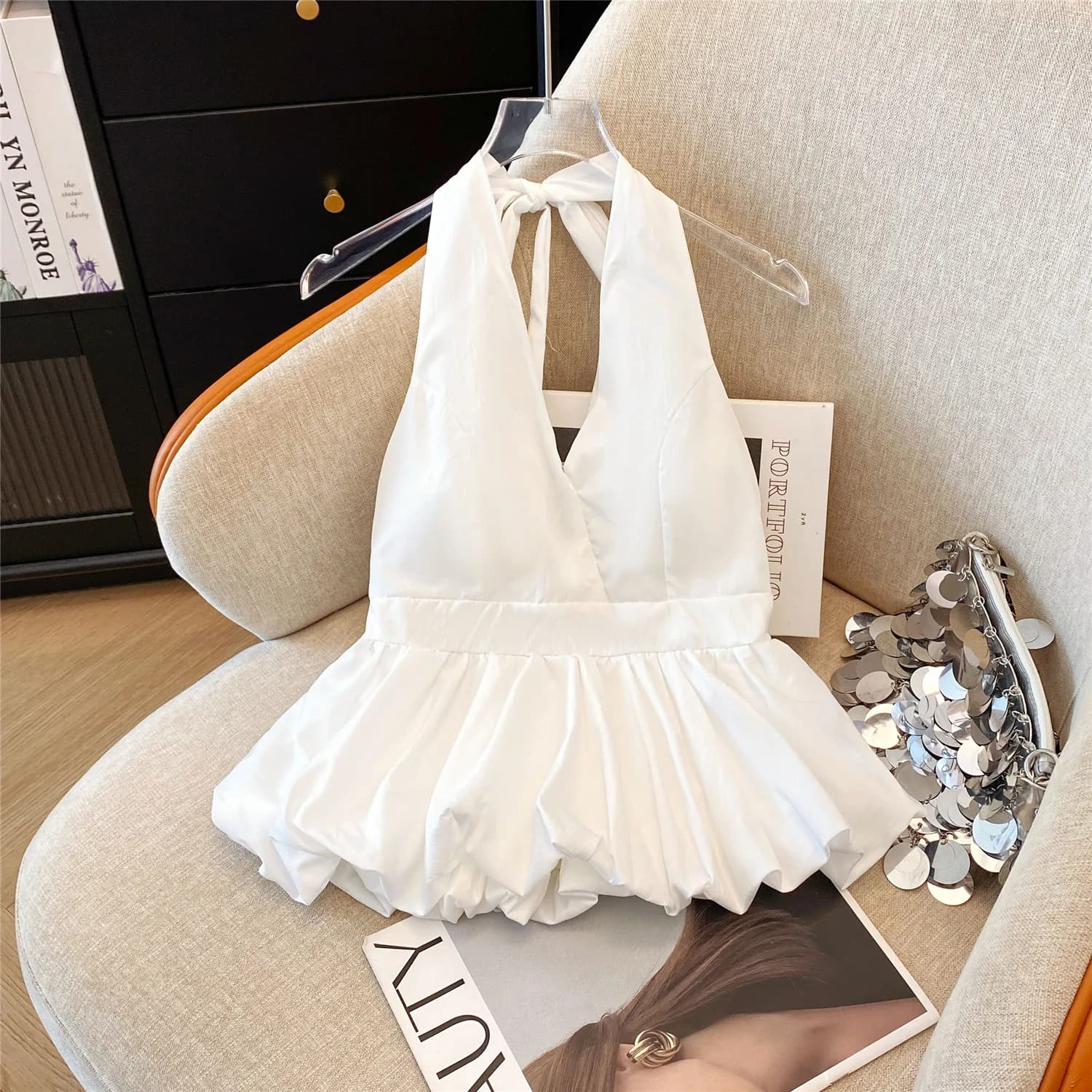 Haut d'été à col en v pour femmes, avec soutien-gorge intégré, cintré à la taille, dos ouvert, ourle