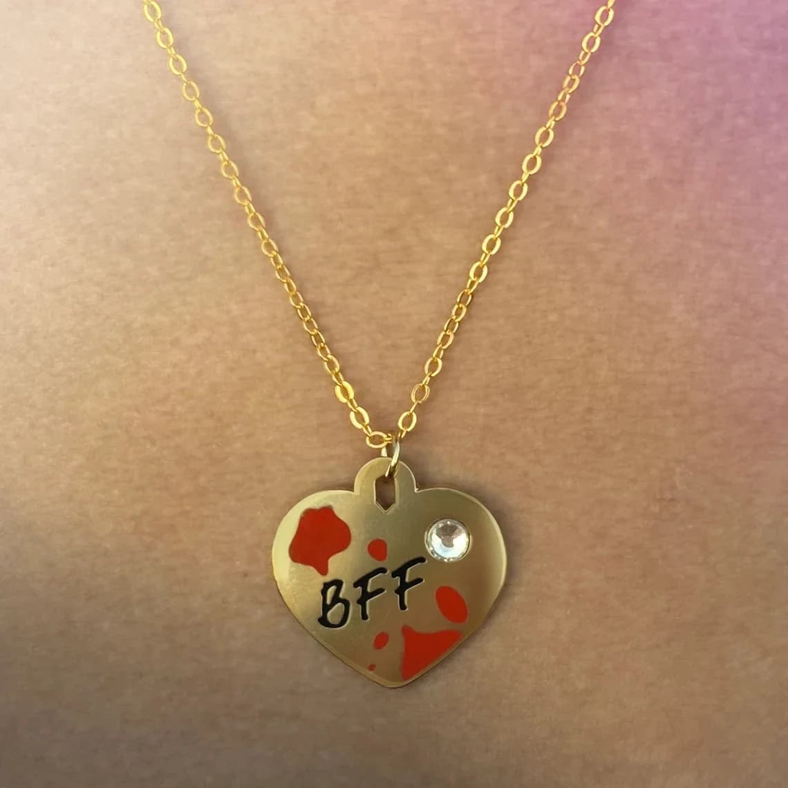 Collier Bff inspiré du corps du film classique de Jennifer, meilleur ami pour toujours, pendentif en