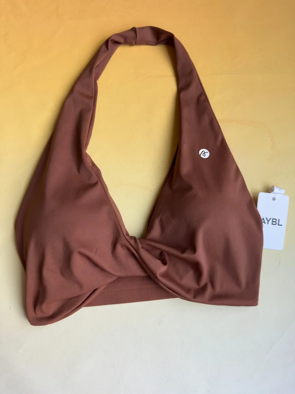 Soutien-gorge de yoga — Haut de sport sexy ; Soutien-gorge élégant avec détail au dos pour la course