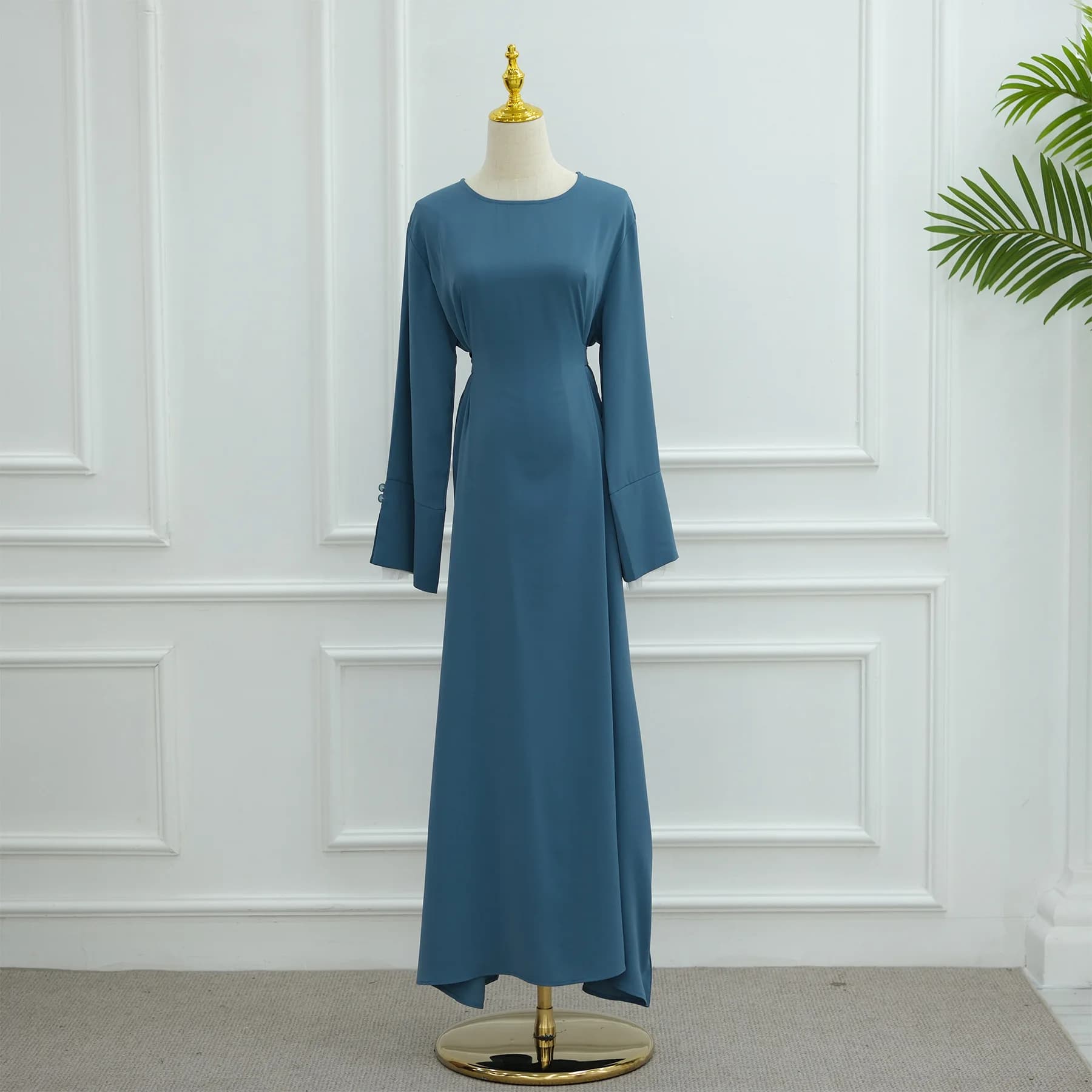 Robe Abaya Élégante pour Femmes Musulmanes Modestes, Collection Ramadan 2025, avec Ceinture au Dos e