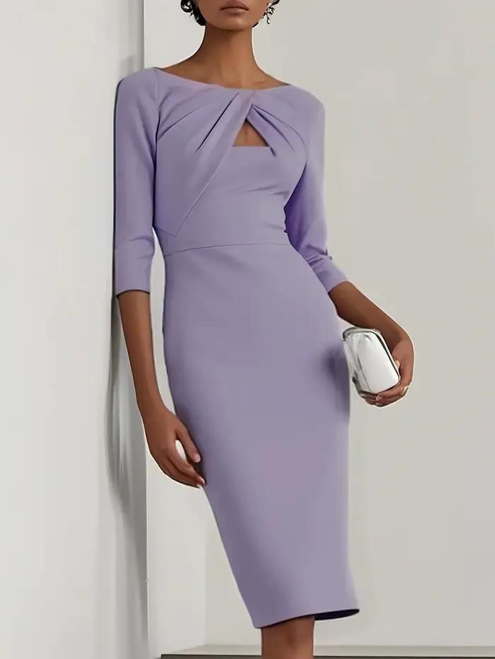 Robe midi moulante élégante à détail torsadé sur le devant et découpe en clé de serrage - Tenue de c