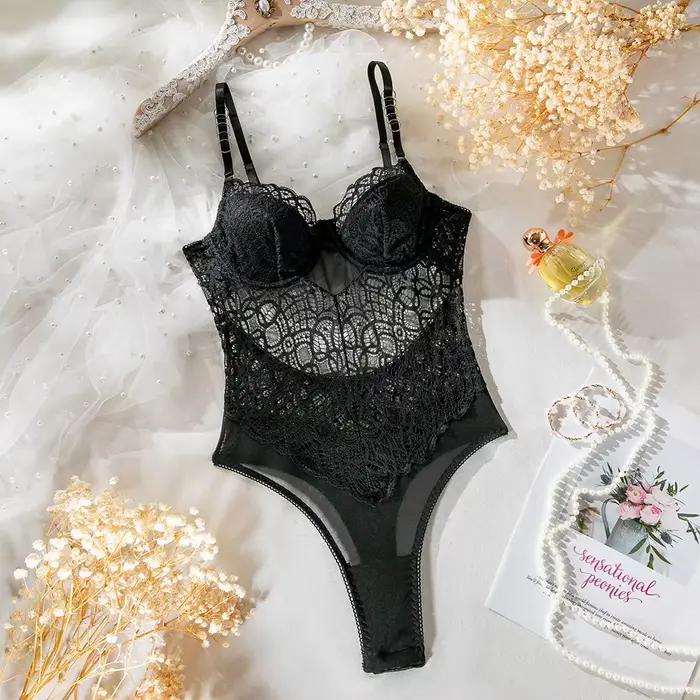Combinaison moulante creuse en dentelle pour femme, lingerie sexy, tenue polyvalente, sous-vêtements