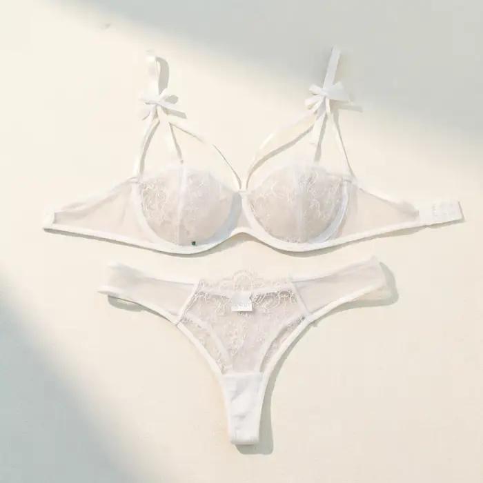 Ensemble de lingerie sexy blanche, une expérience de vie intime quotidienne à la fois pure et qui dégage un attrait irrésistible ZA824057