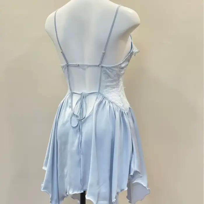 Chemise de nuit française Sexy en soie glacée, pyjama pur pour femmes, maille et dentelle avec coussinet de poitrine, bretelles, vêtements de détente, 2025