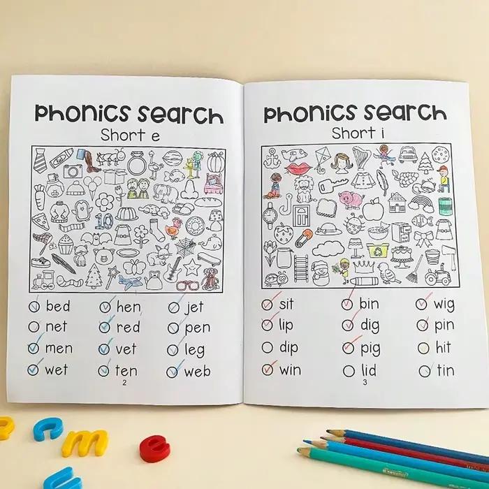 Lecture et trouver un cahier d'exercices de phonétique, apprentissage préscolaire et maternelle, outils pédagogiques pour enseignant d'anglais, pratique de la phonétique Montessori