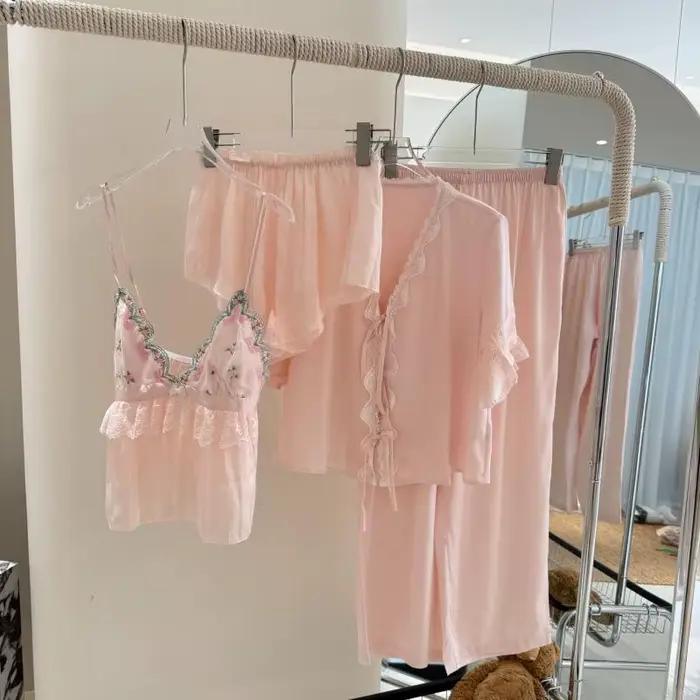 2025 été nouveau pyjama ensemble de Lingerie Sexy doux dentelle garniture Cami Shorts chemise pantalon rayonne maison vêtements de détente vêtements de nuit