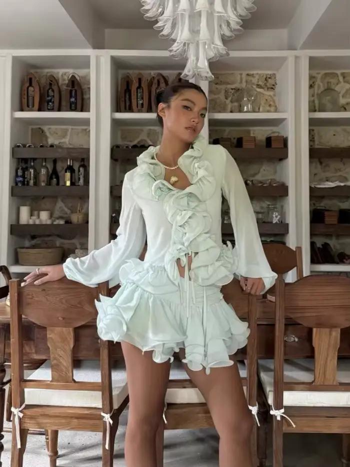 Femmes culottes deux pièces ensemble Sexy à lacets volants manches longues haut + diamants Mini jupes costumes célébrité fête Cocktail ensembles