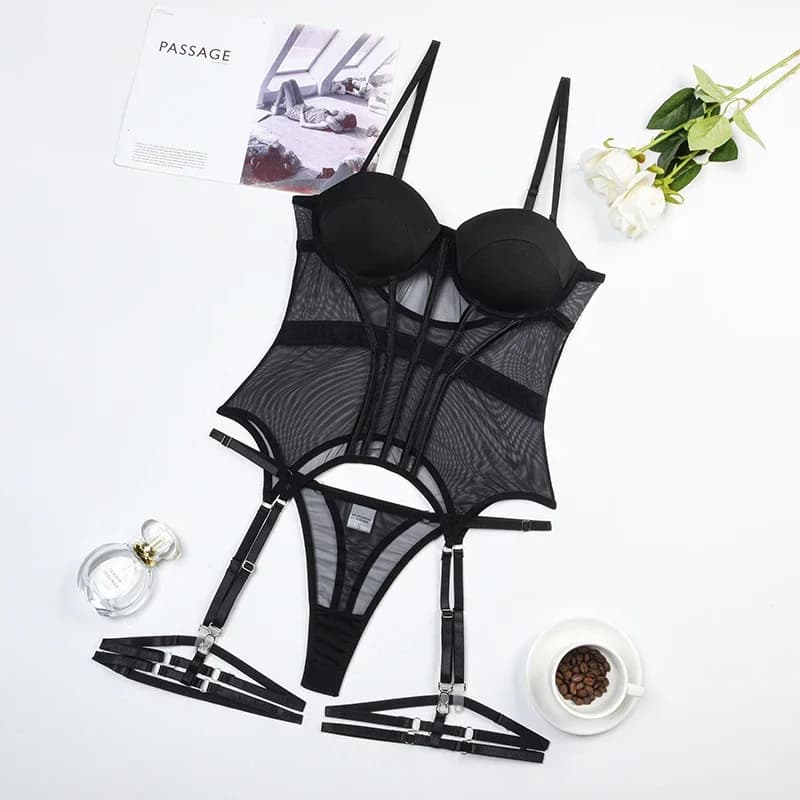 Ensemble de lingerie sexy de luxe 3 pièces pour femme : body dos nu et porte-jarretelles, robes sexy