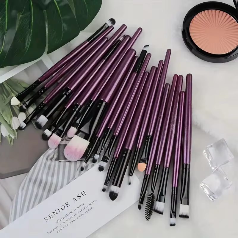 Ensemble de pinceaux de maquillage pour les yeux et les joues, eye-liner, pinceau mélangeur, fond de