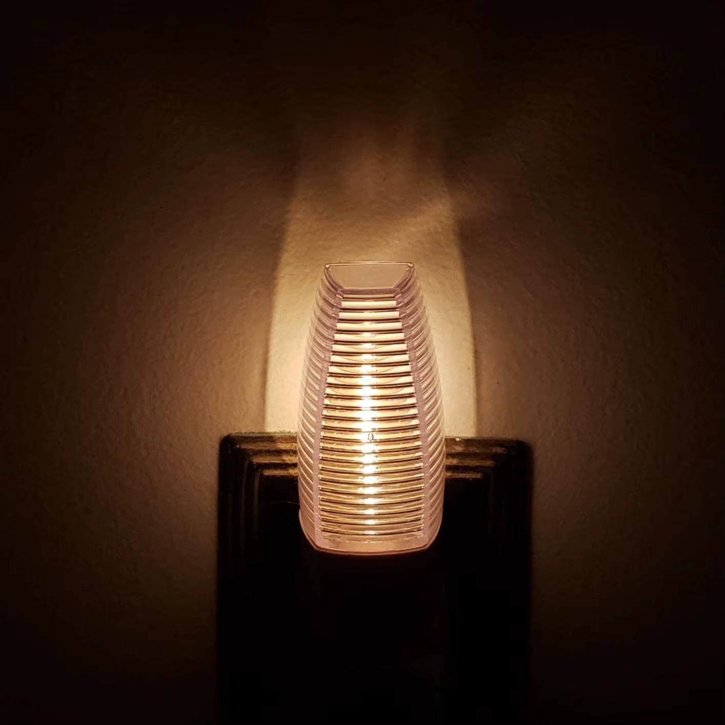 Ampoules LED pour décoration de noël, lampe de nuit C7 0.5W E14 E12 2200K, ampoule en verre ambré, v