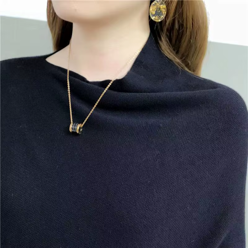 Nouvelle collection Printemps 2026 : Cape pull poncho en tricot de laine de luxe ornée de diamants, 