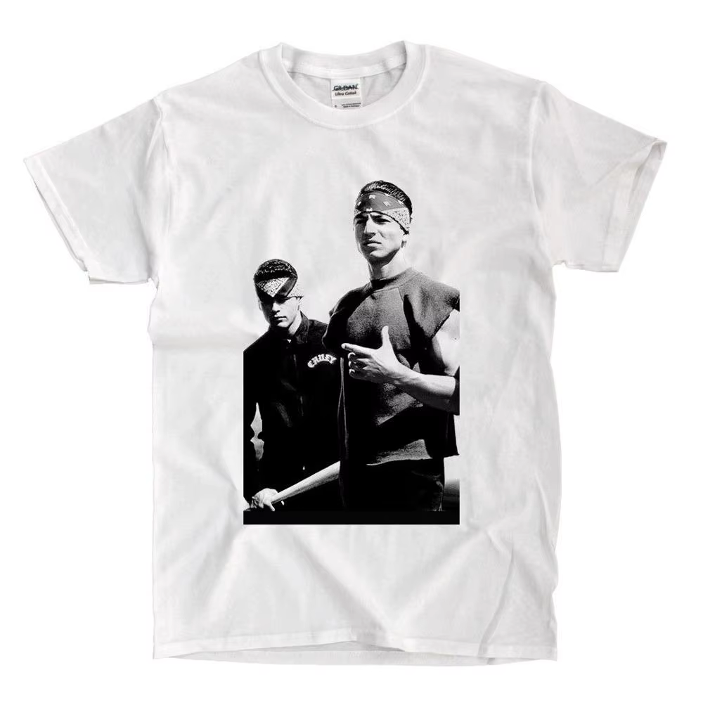 Chemise blanche avec du sang et du sang, expédition rapide! Haute Qualité! T-Shirt en coton pour hom