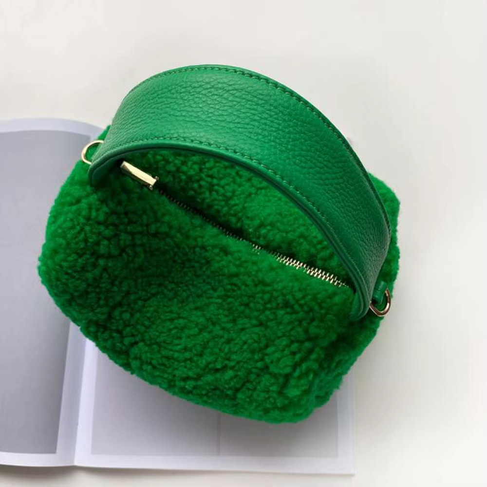 Mode fourrure laine d'agneau sacs à main rabat femme conception doux en peluche filles chaîne messag
