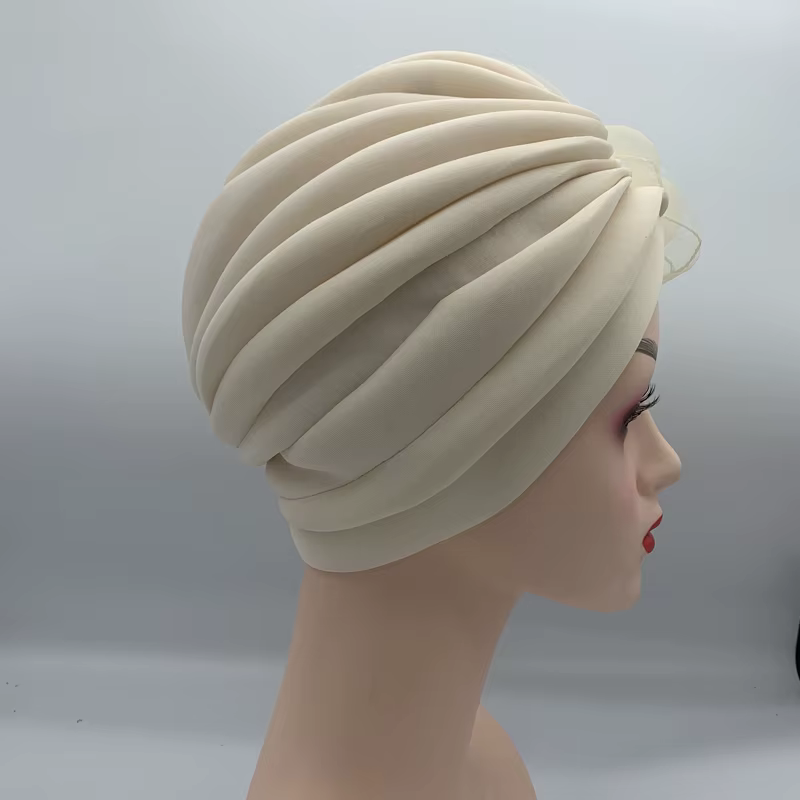 Chapeaux turban de fleurs de plumes pour femmes, écharpe de sauna musulmane, bonnet femme, prêt à po