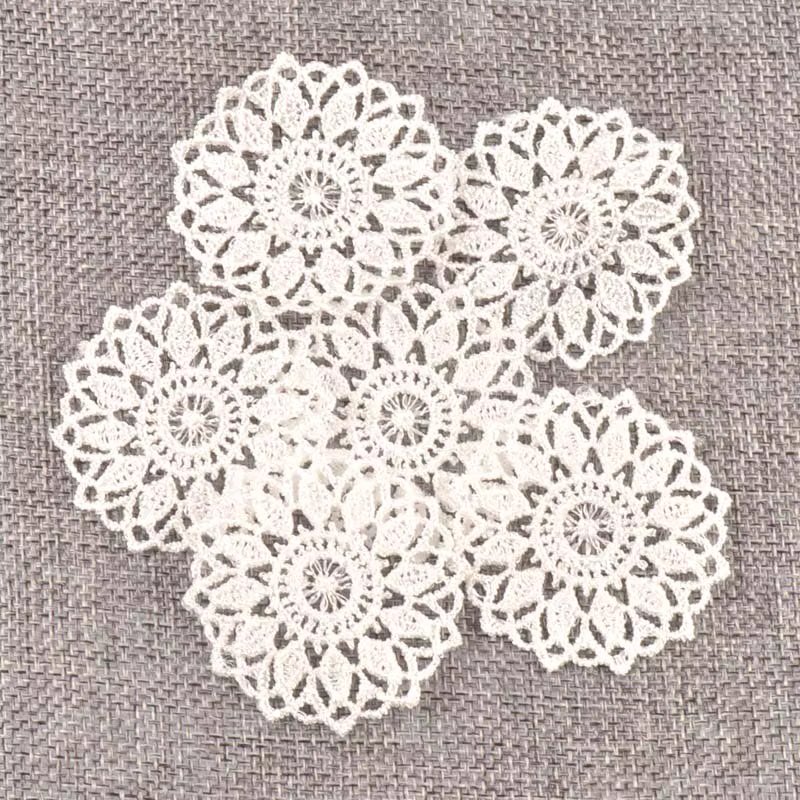 Garniture en maille avec appliques en dentelle blanche, fleur pour coudre sur tissu Guipure, fournit