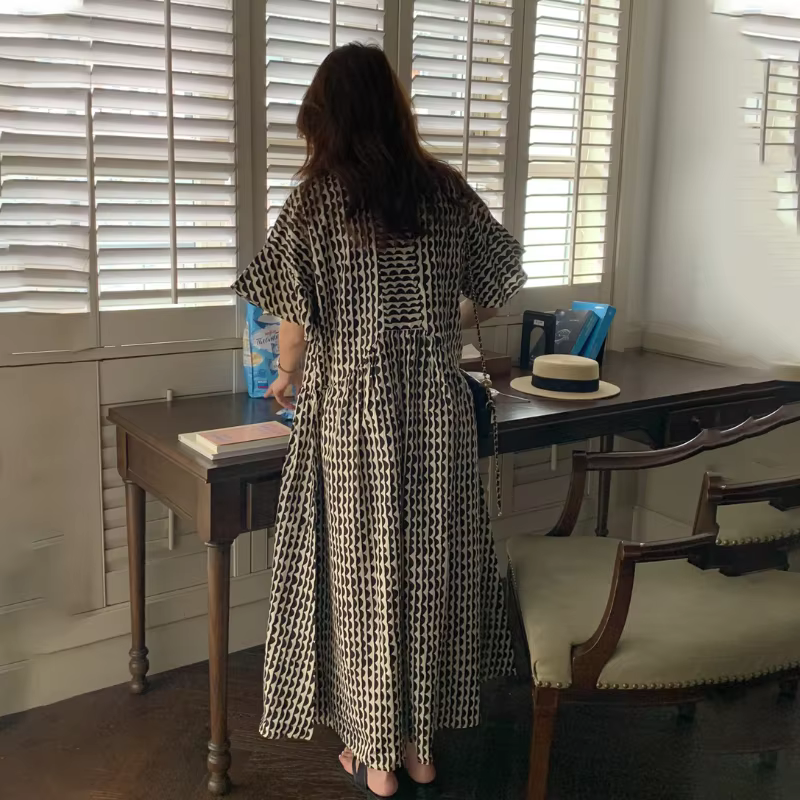 Robe longue rayée à manches papillon pour femmes, robe d'été maxi, taille A-ligne, croix de croix, v