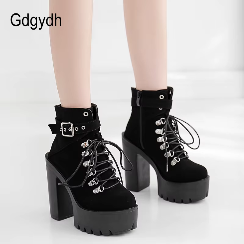 Gdgydh à lacets femmes bottes plate-forme boucle botte Cosplay chaussures talon épais automne bottes