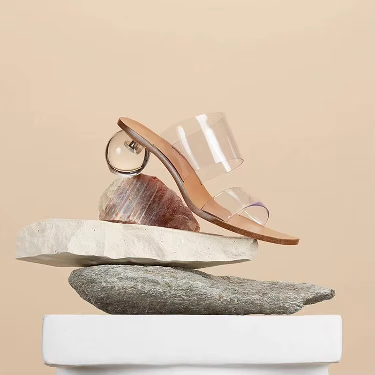 Pantoufles Cool à talons hauts en cristal et bout carré pour femmes, mot de mode européenne et améri