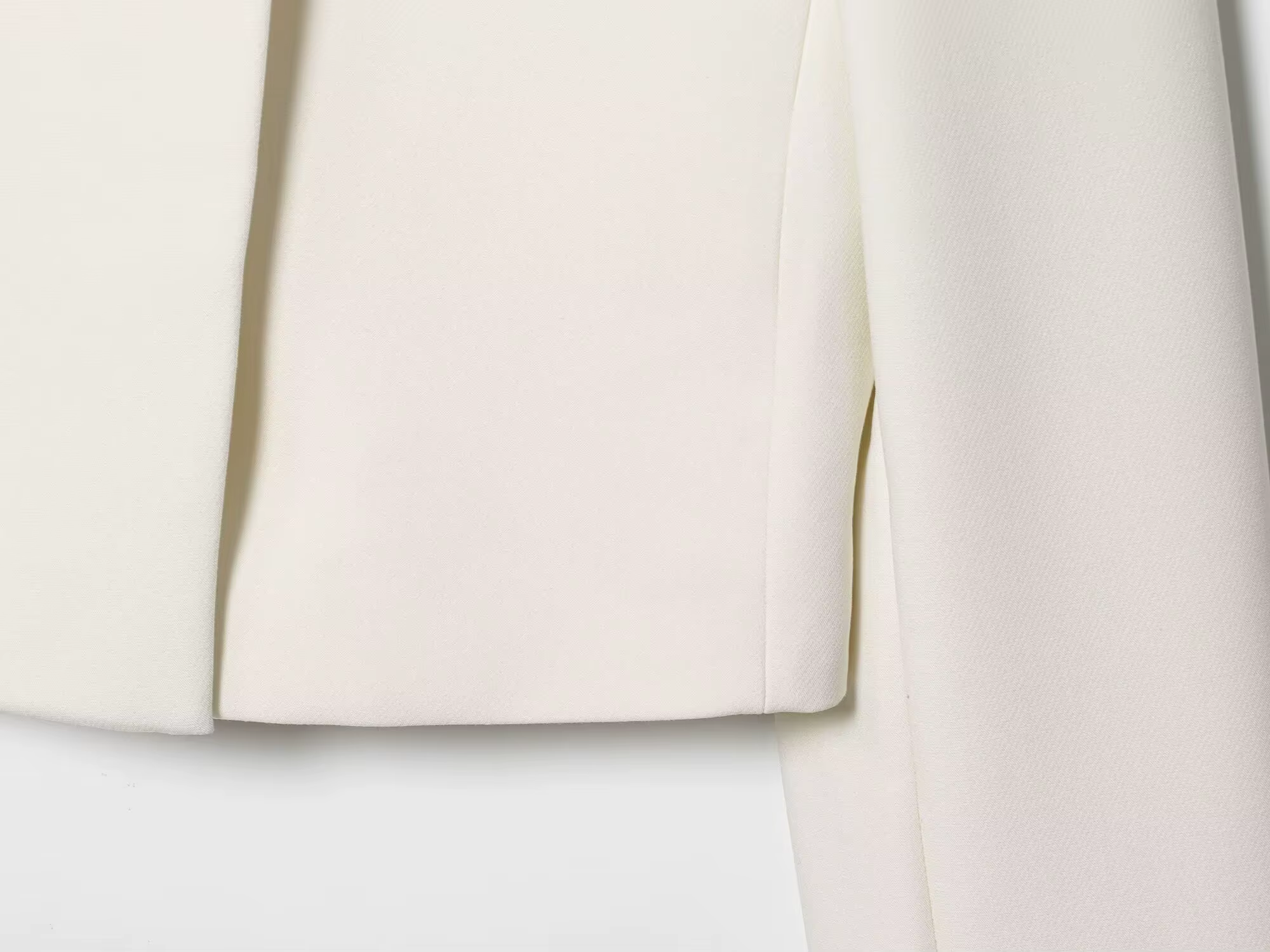 ETJ 2025 automne hiver nouveau professionnel femmes simple mode blanc court trajet col zhongshan cos