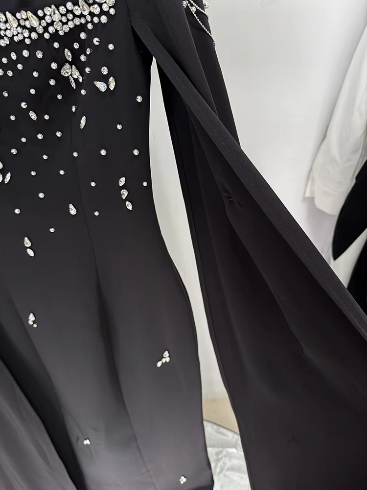 HIGH STREET Nouveauté 2026 Robe longue maxi de créateur pour femme, ornée de diamants et de chaînes,