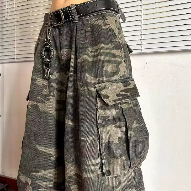 Style américain denim vintage couteau incurvé style pantalon court en détresse camouflage pantalon d