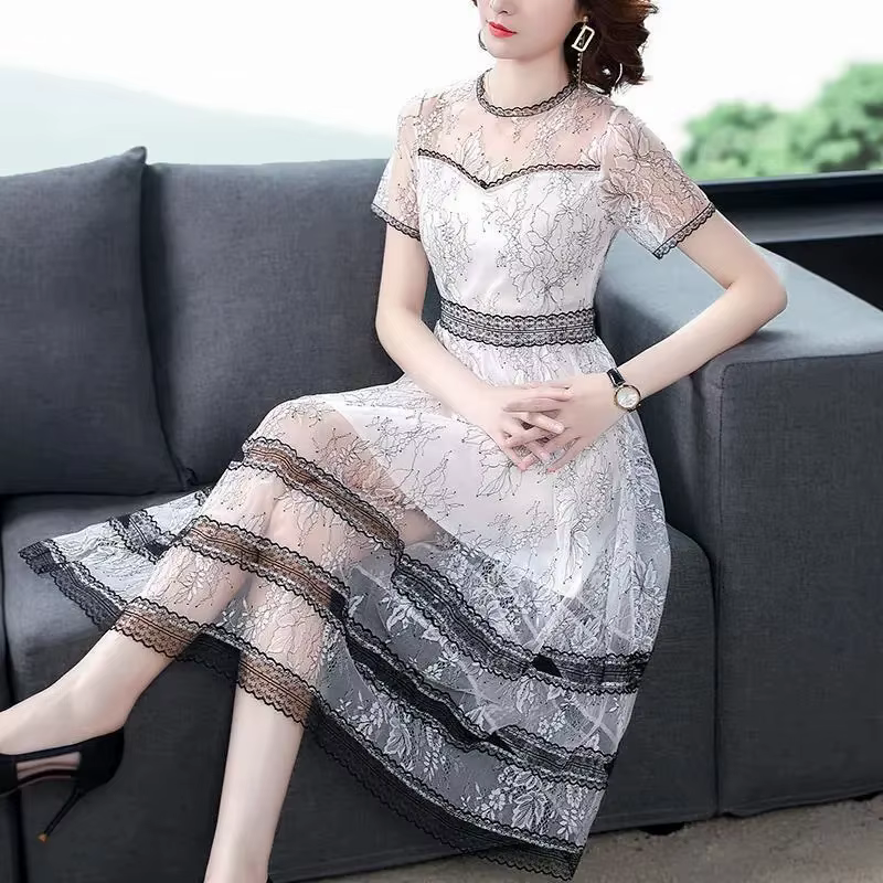 Nouvelle Robe d'été 2026 de Luxe Française Style Vintage Célébrité, en Dentelle et Broderie Chinoise