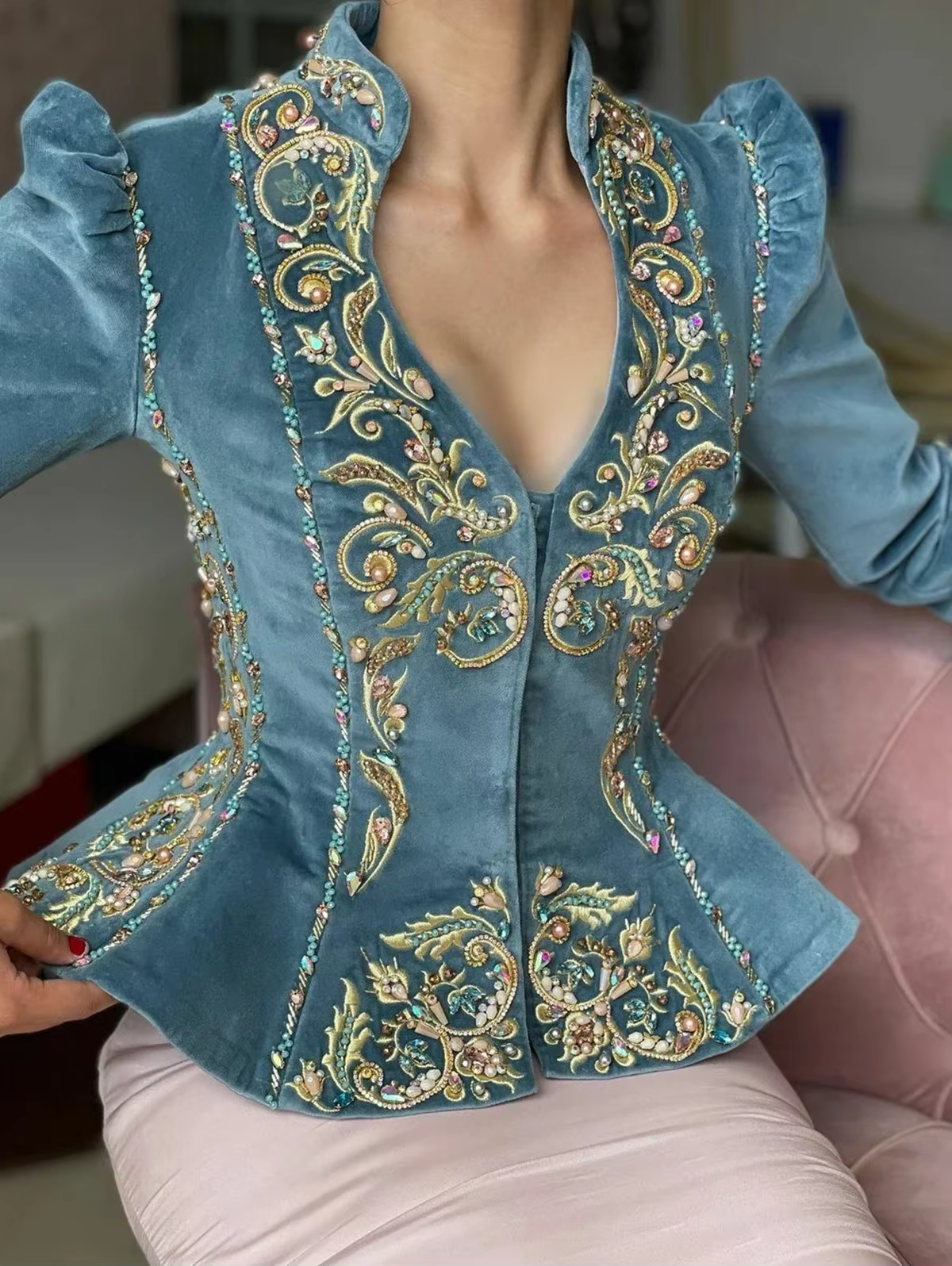 Haut en velours à manches longues pour femmes, broderie vintage, col en V, sexy, décontracté, mince,