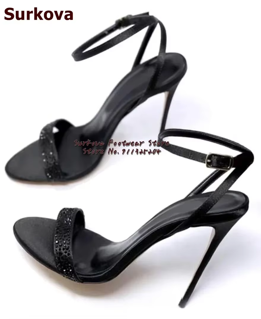 Surkova-Sandales scintillantes en cristal de satin noir, talons hauts fins, lanière en biscuits, cha