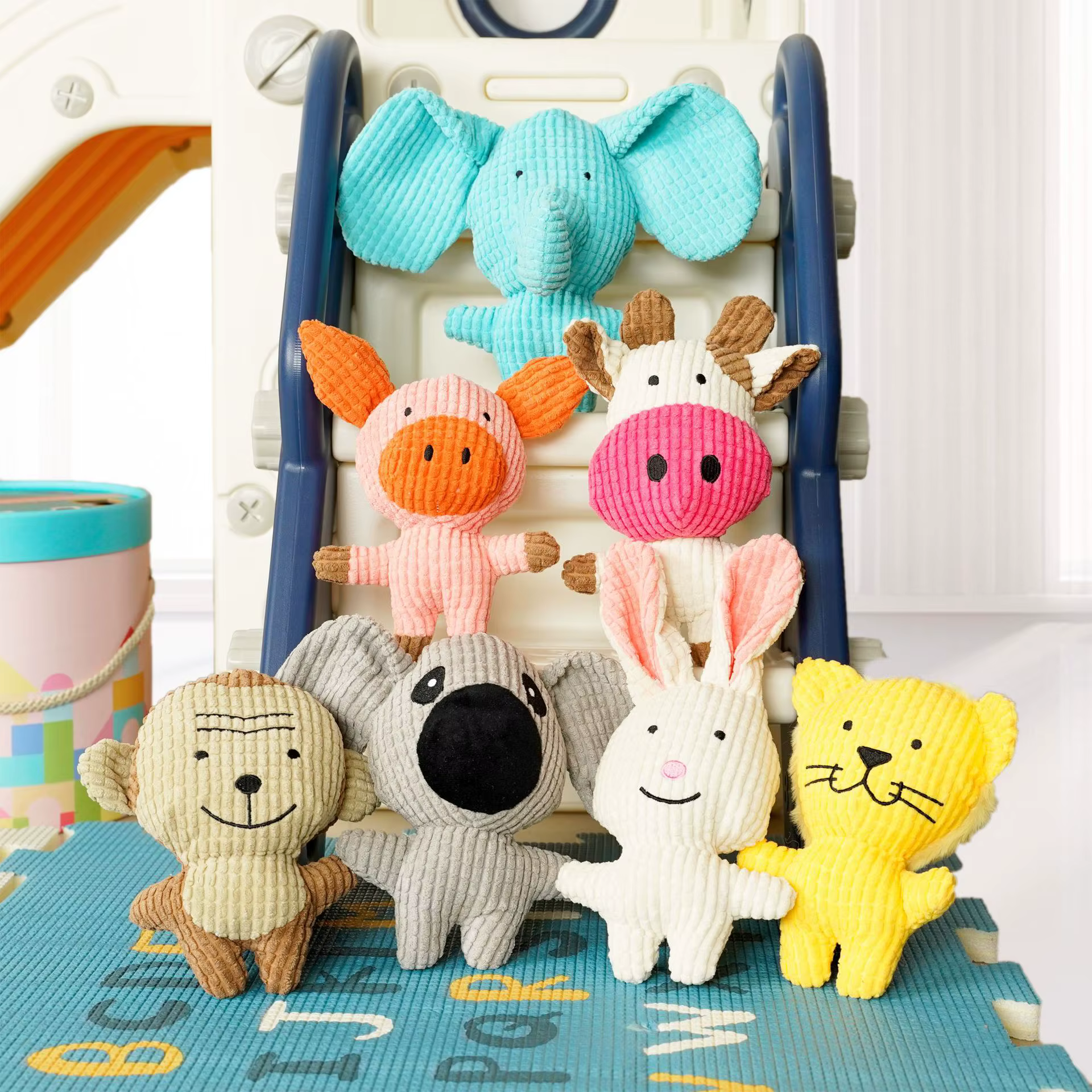 Jouets en peluche pour animaux de compagnie, couineur pour petits chiens, cochon mignon, éléphant, e