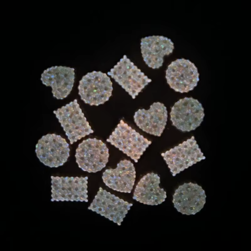 Biscuits ronds en forme de cœur lumineux, 50 pièces, décorations pour Nail Art, trou en résine 3D, B