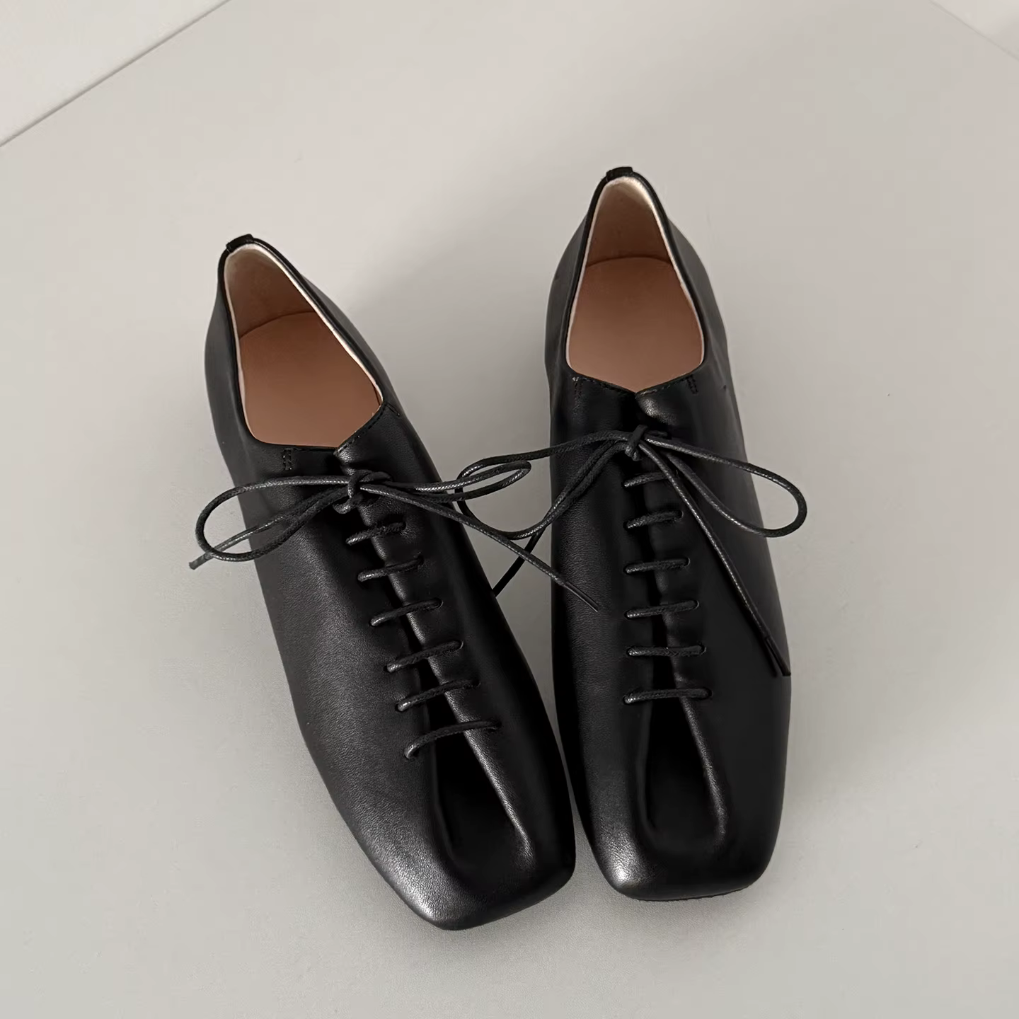 QUTAA 2026 Chaussures plates tendance pour femmes en cuir de vachette, mocassins décontractés à lace
