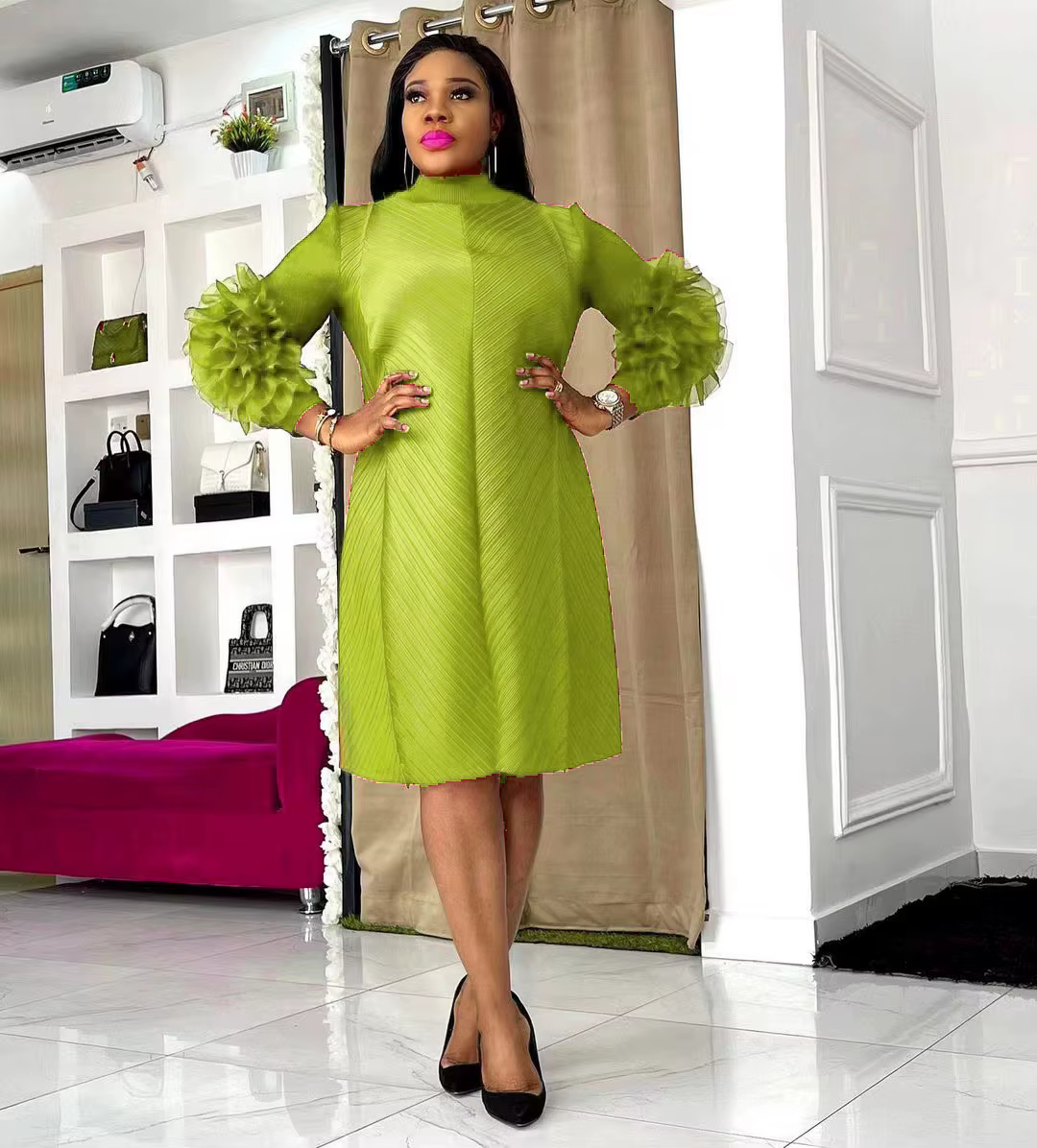 Robe femme mode col rond 2025 nouveau pressé plissé fleur robe femme couleur unie à manches longues 