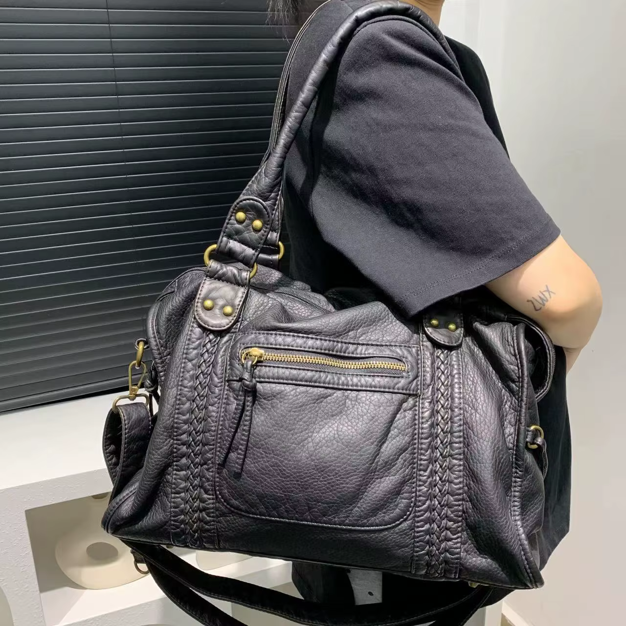 Y2K – sac à bandoulière asymétrique épaule dénudée pour fille épicée, sac de moto Vintage en cuir so