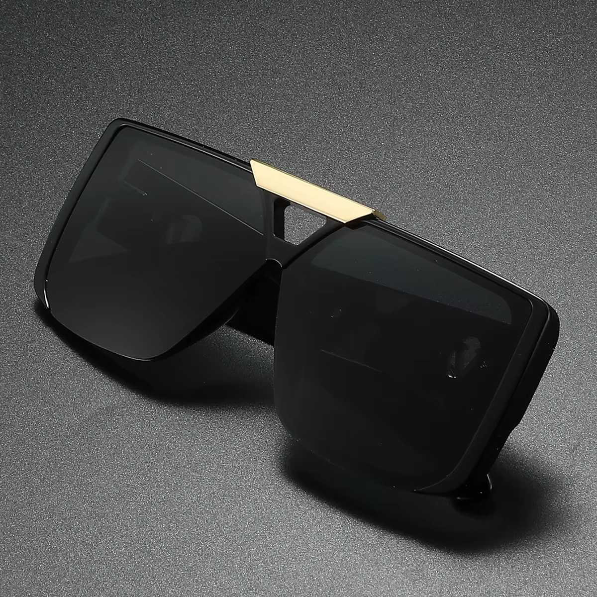 Nouveau cadre carré noir rétro classique pour hommes, décoration à motif de temple exquis, à la mode