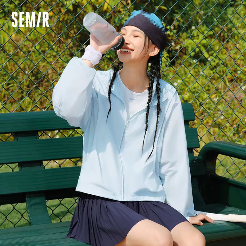 Veste UV Femme Semir 2026 – Sensation de Fraîcheur, Maille Respirante, Coupe Ample, Capuche à Cordon